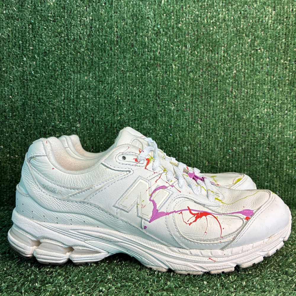 New Balance 2002R ML2002RI Paint Splatter Leather Sneakers White Mens Size 9